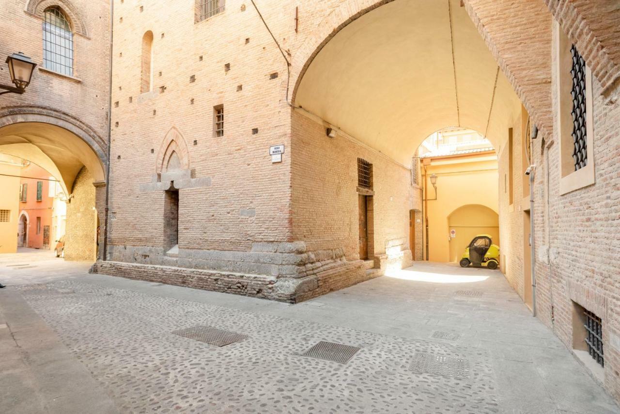 Lo Scrigno Delle 2 Torri! Nel Cuore Del Centro, Vicino A Via Rizzoli Bologna Esterno foto